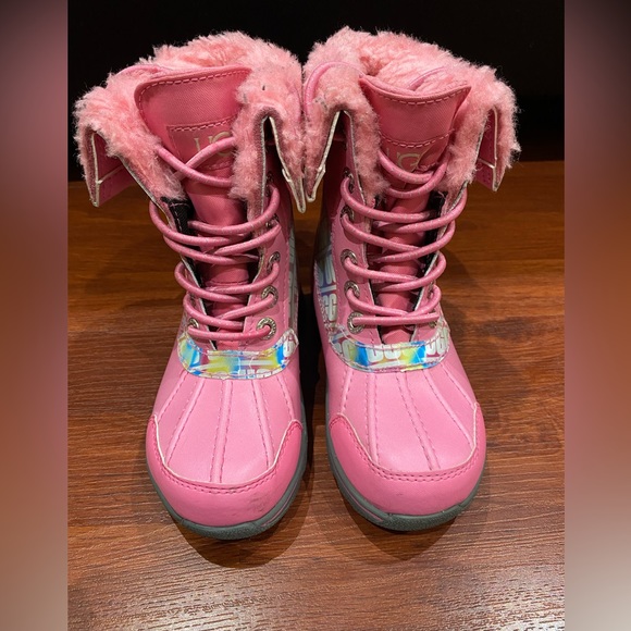 Ugg Girls Australia Pink Butte II Chromatic Round Toe Snow Boot Size US 10 - Picture 3 of 9